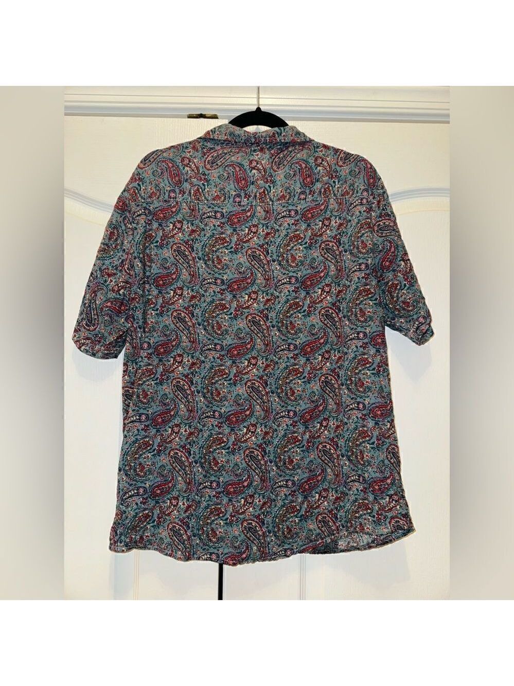 PAISLEY Button Up - Picture 5 of 6